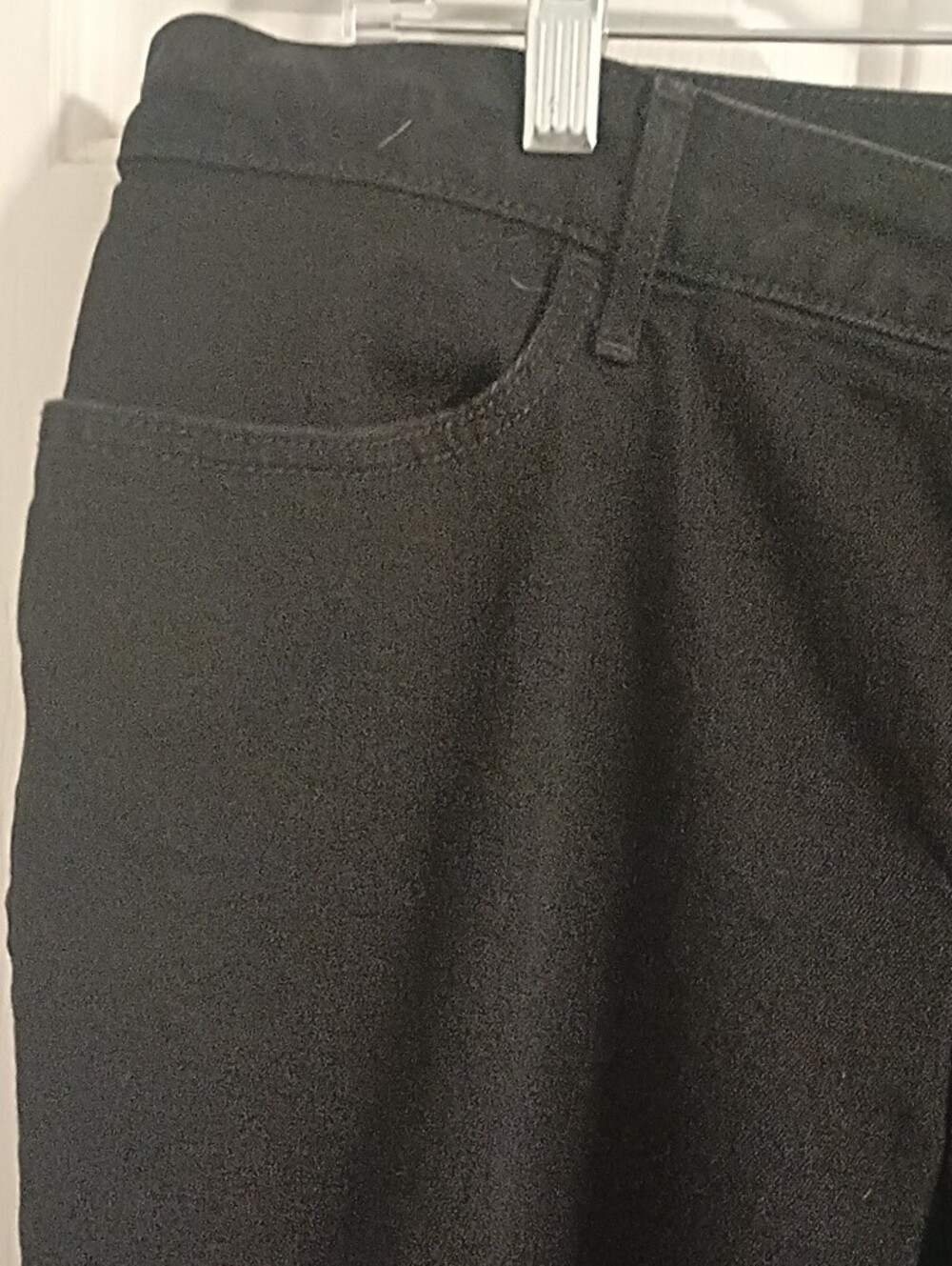 Old Navy Black High-Rise Wow Wide Leg Jeans - Picture 4 of 8